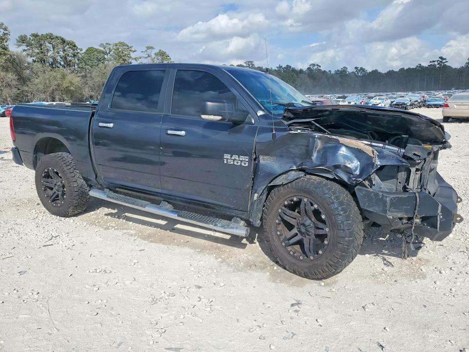 2017 Dodge RAM 1500 SLT