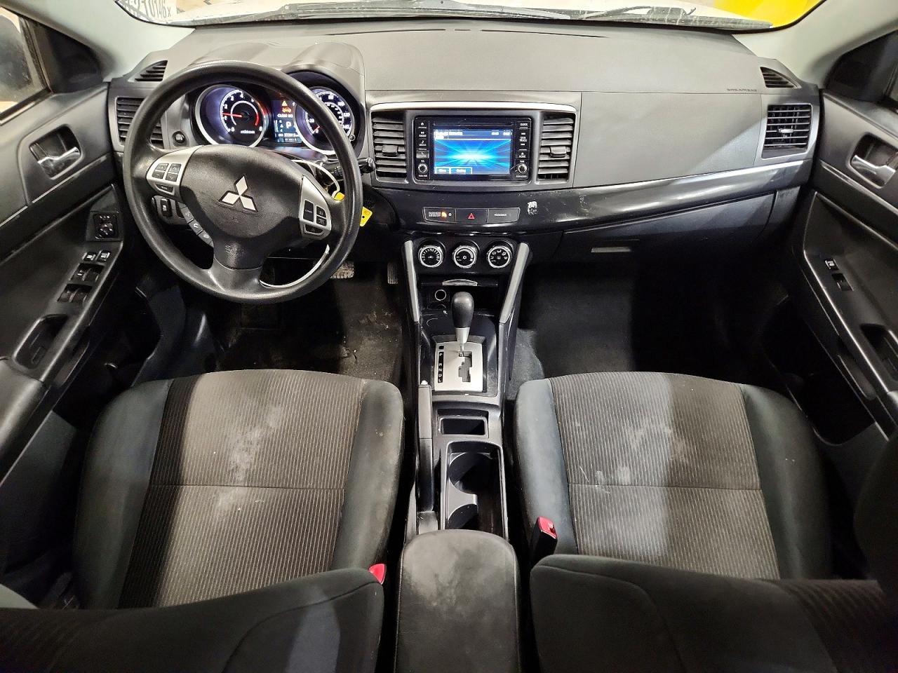 2017 Mitsubishi Lancer es