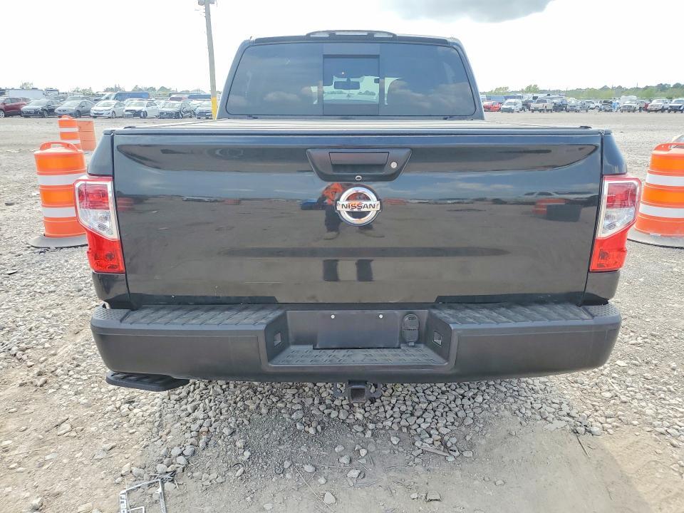 2017 Nissan Titan S