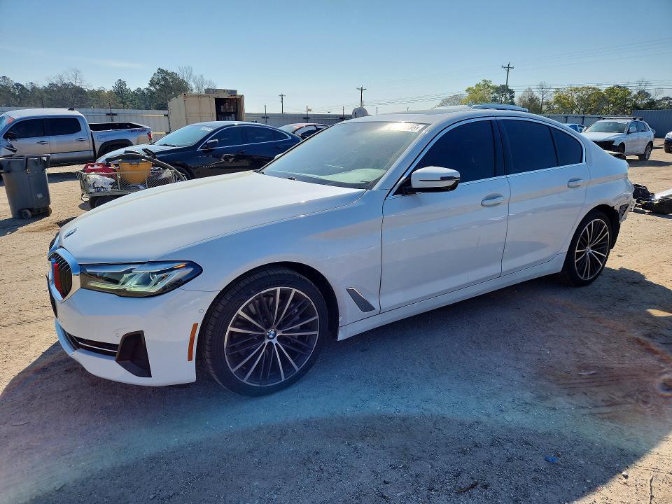 2021 BMW 530 xi