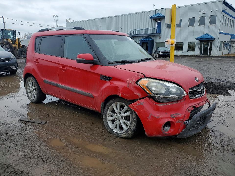 2013 KIA Soul +