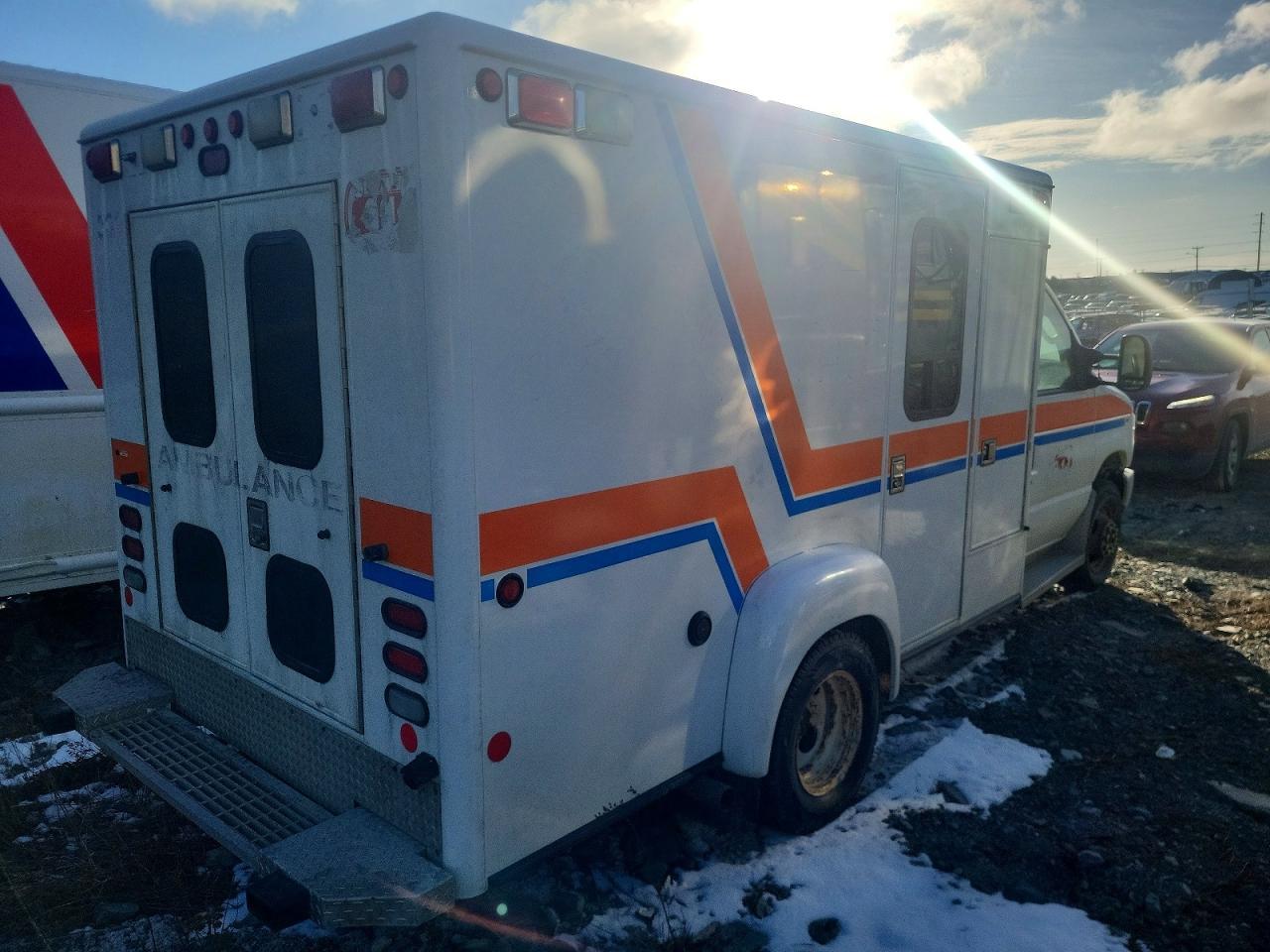 2016 Ford E-350 Ambulance