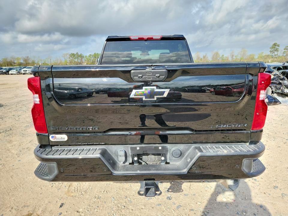 2024 Chevrolet Silverado K2500 Custom