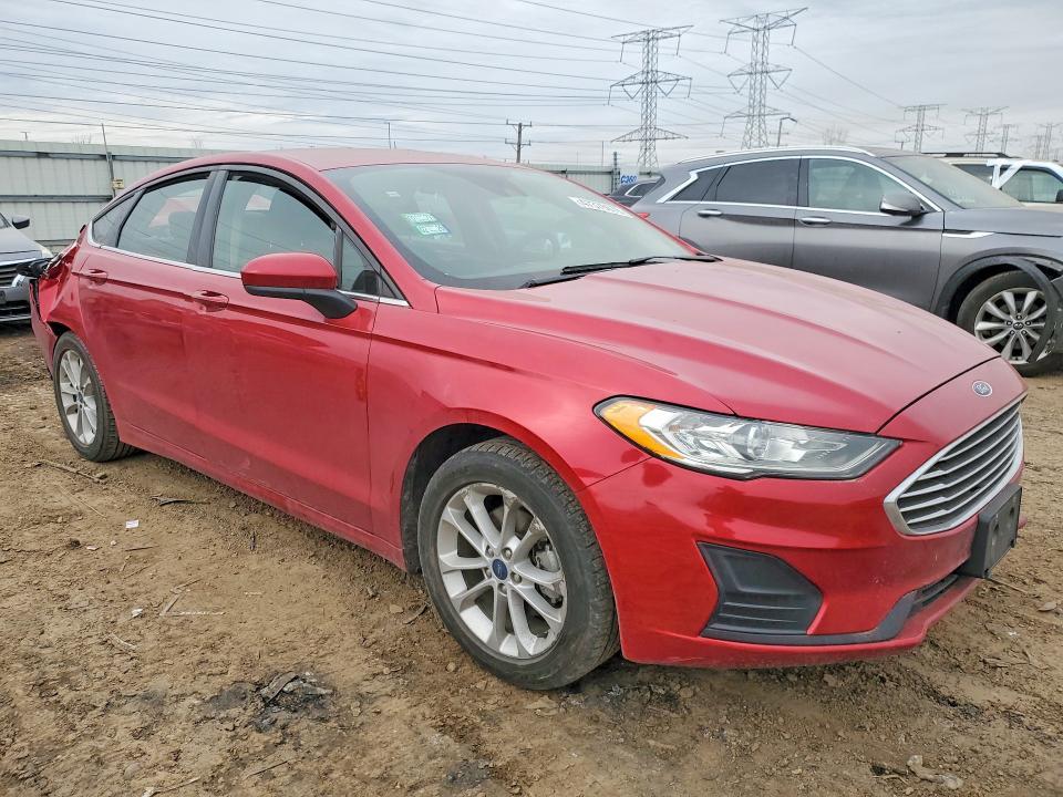 2020 Ford Fusion se
