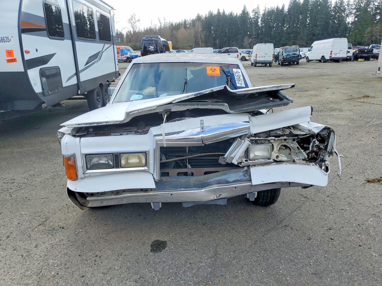 1989 Lincoln Townhouse Town car