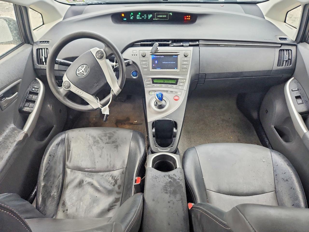 2014 Toyota Prius two