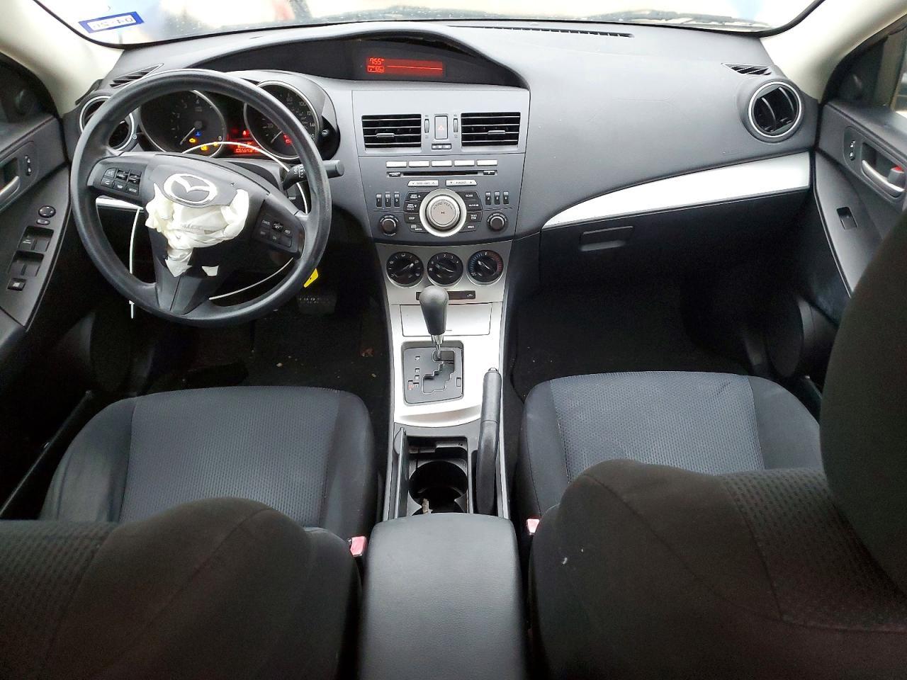 2011 Mazda 3 I