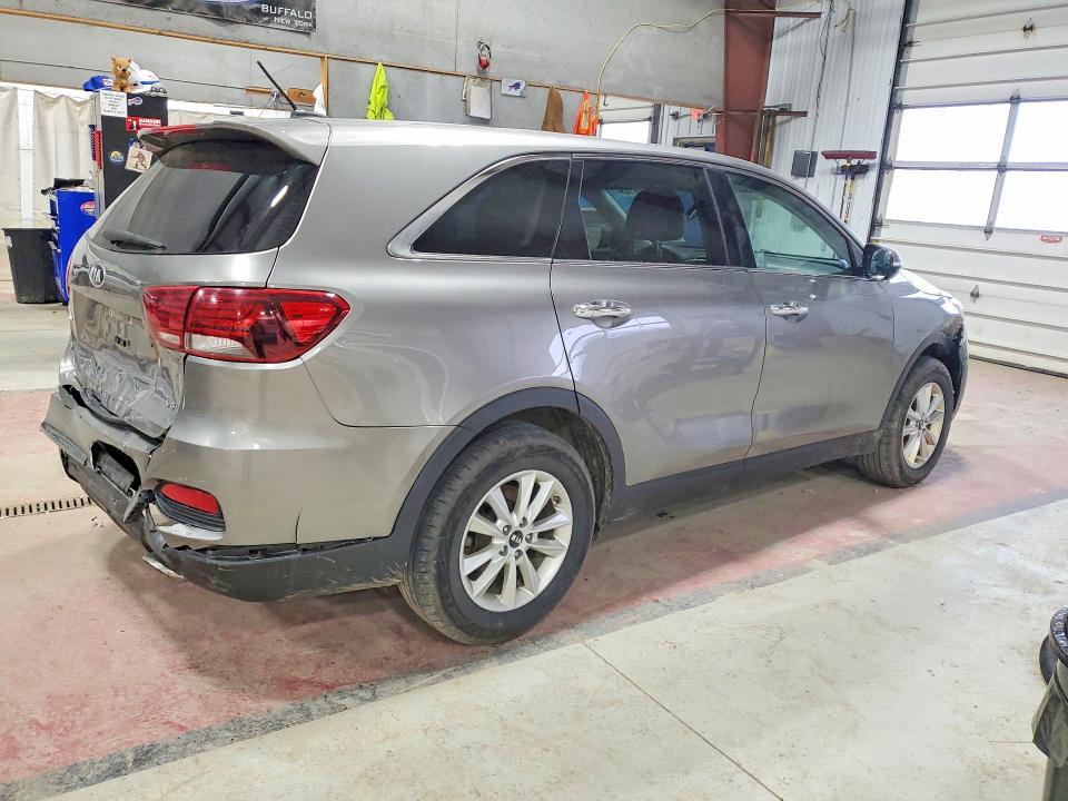 2019 KIA Sorento lx V6