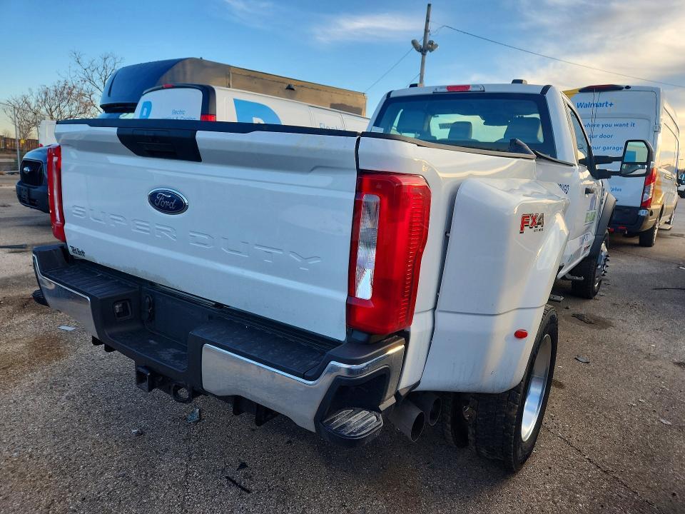 2025 Ford F450 Super Duty