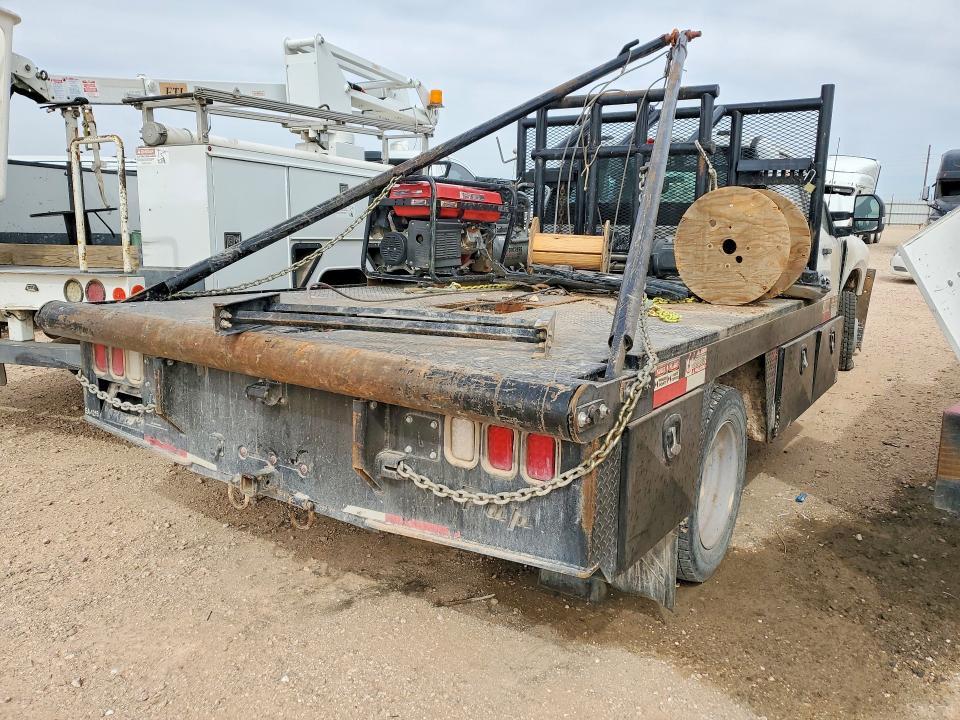 2024 Ford F550 Super Duty Flatbed Truck