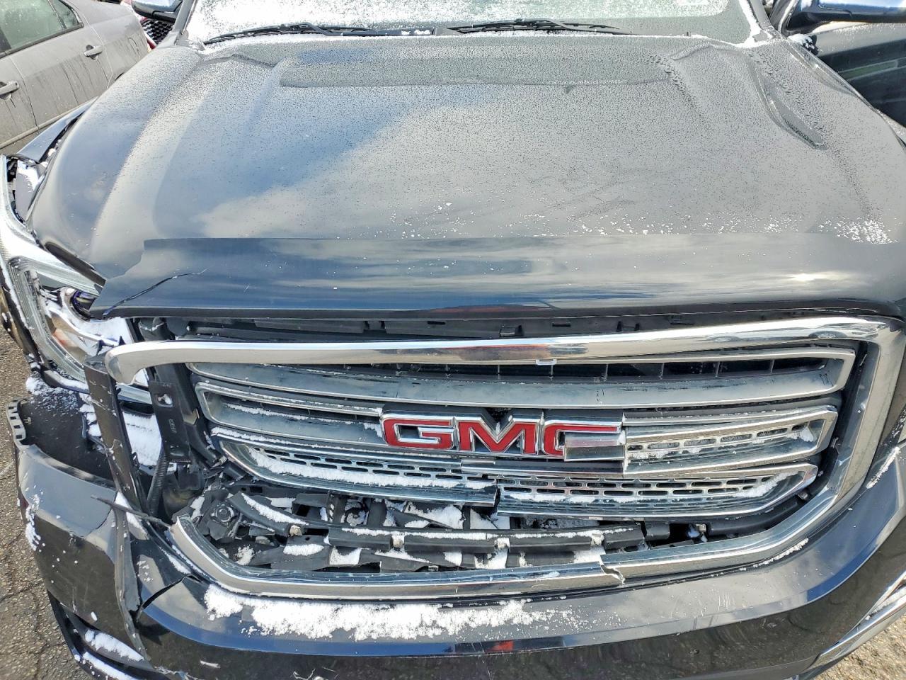 2016 GMC Yukon slt