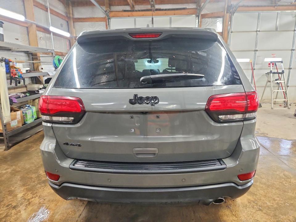 2020 Jeep Grand Cherokee Laredo