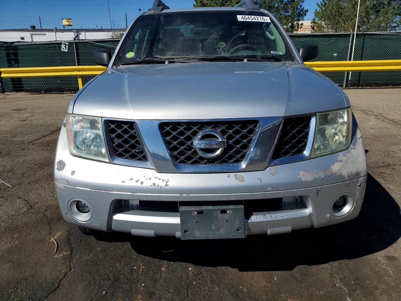 2005 Nissan Frontier SE