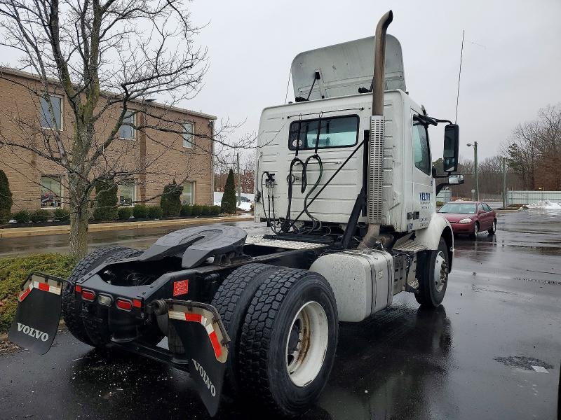 2019 Volvo VNR-Semi Truck