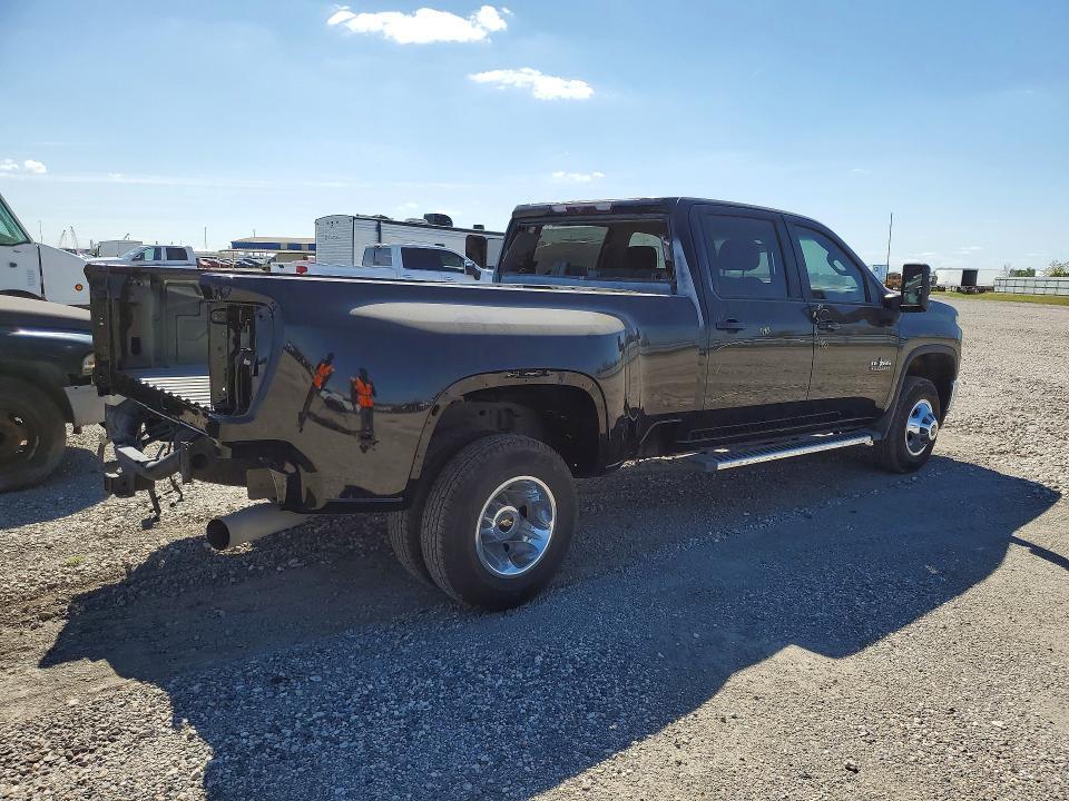 2022 Chevrolet Silverado K3500 LT