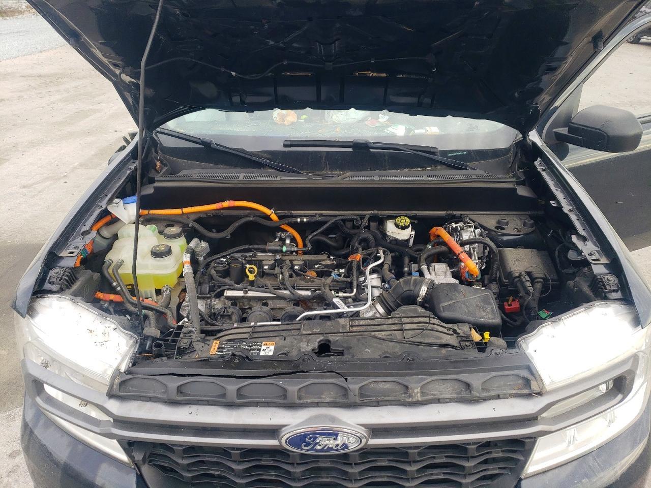 2023 Ford Maverick XL