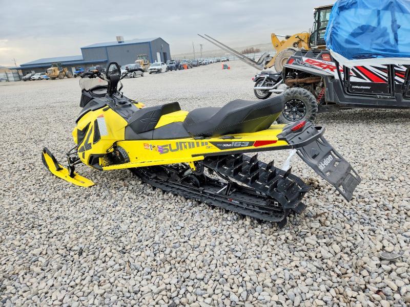 2016 Skidoo 850 Summit X