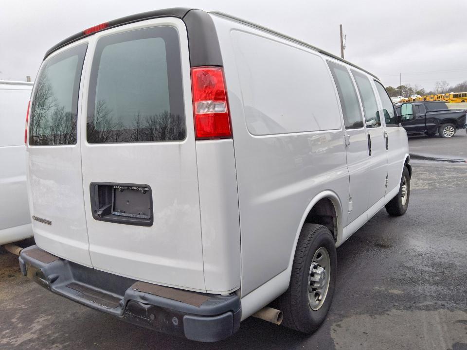 2020 Chevrolet Express G2500