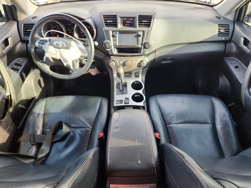 2013 Toyota Highlander se