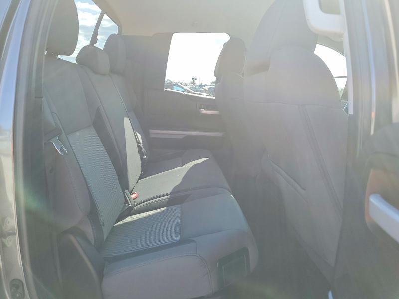 2015 Toyota Tundra SR5