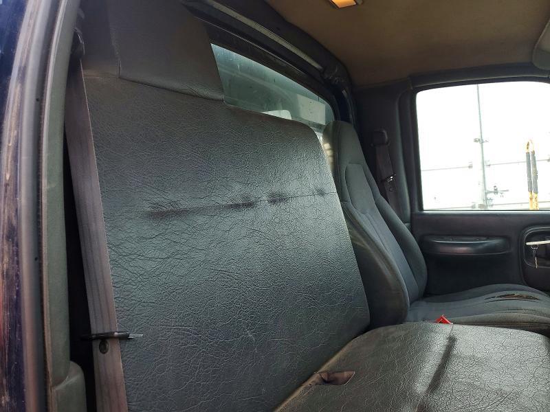 2004 GMC C5500 Flatbed Truck