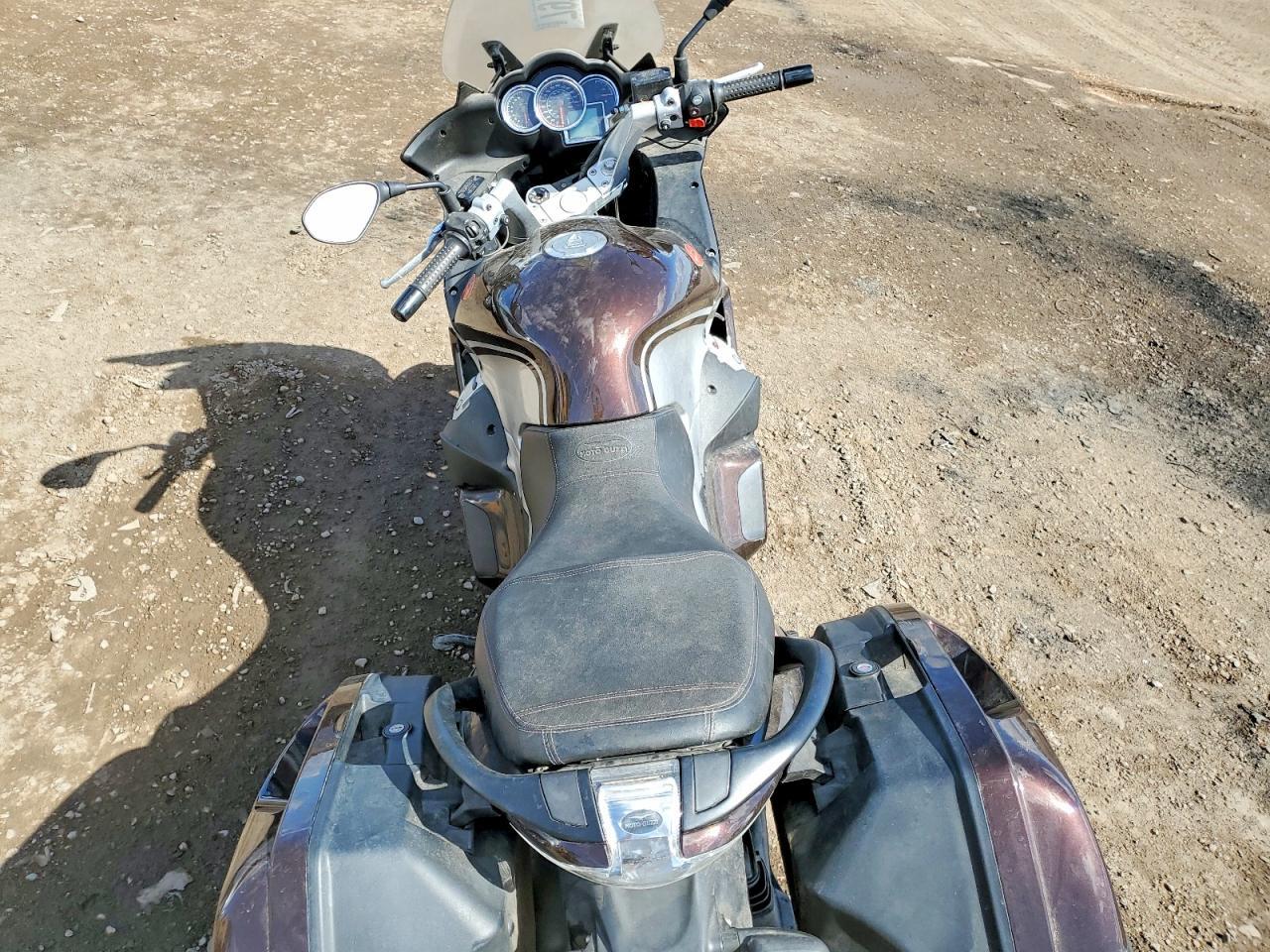 2014 Moto Guzzi Norge GT