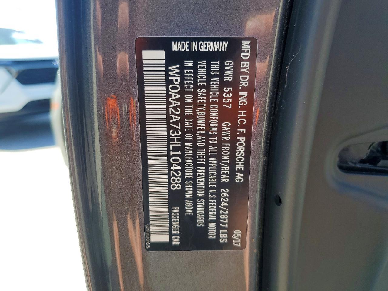 2017 Porsche Panamera 2