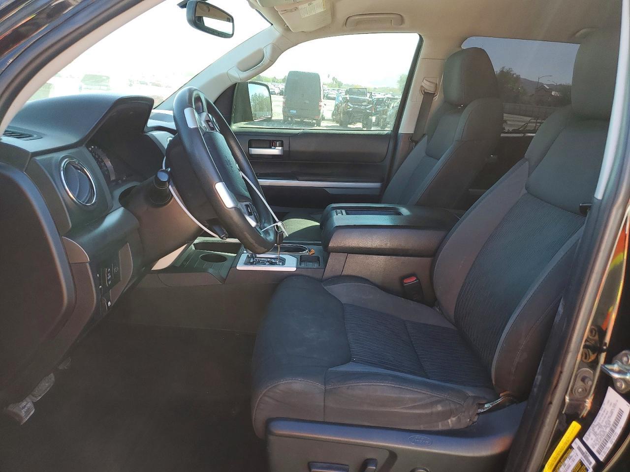 2015 Toyota Tundra SR5