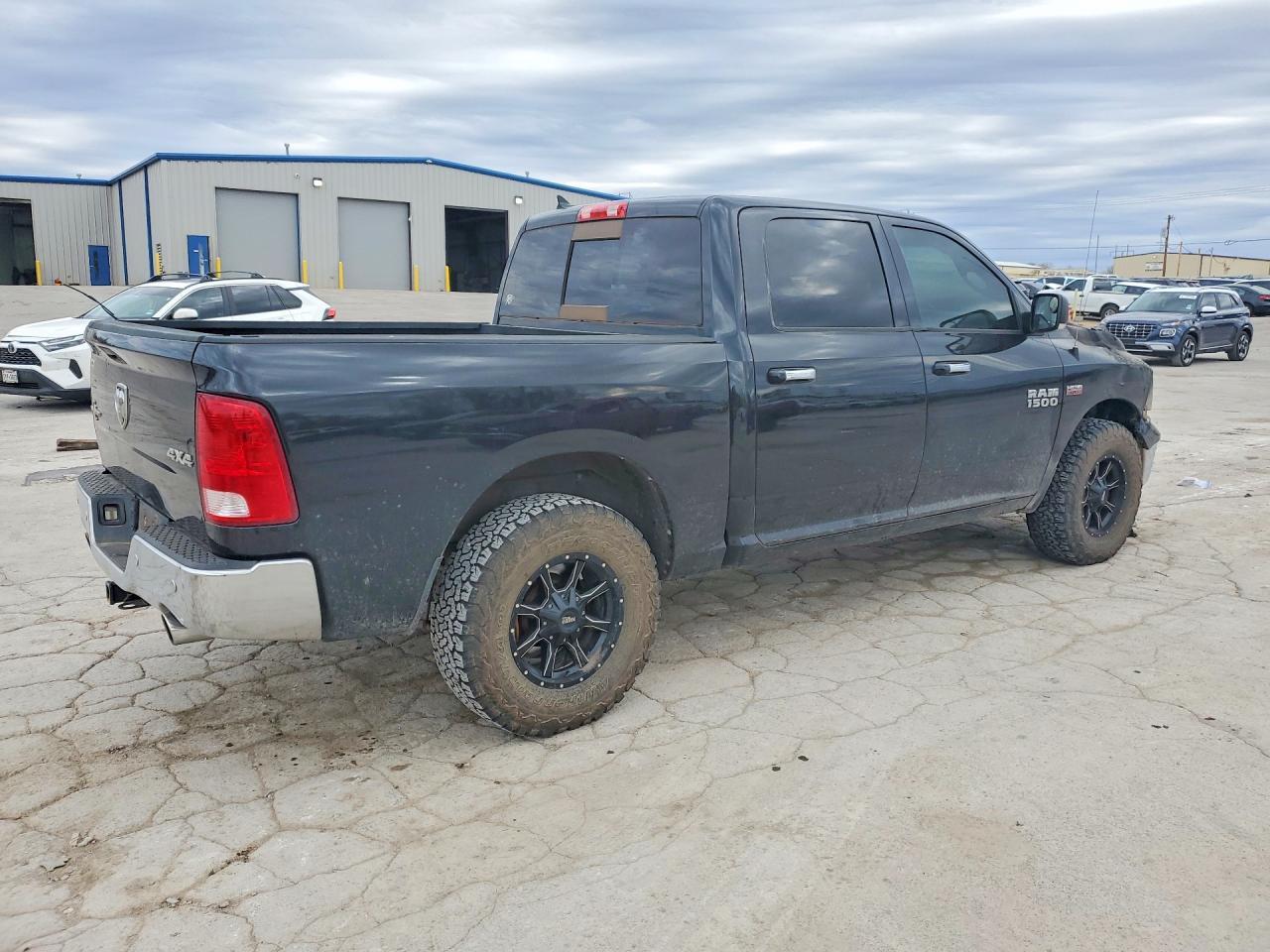 2016 Dodge RAM 1500 SLT