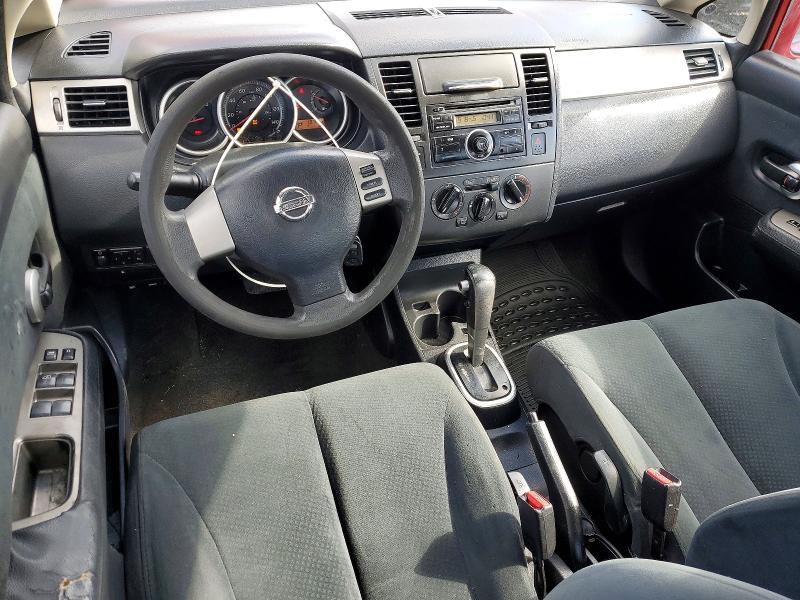 2010 Nissan Versa 1.8 s