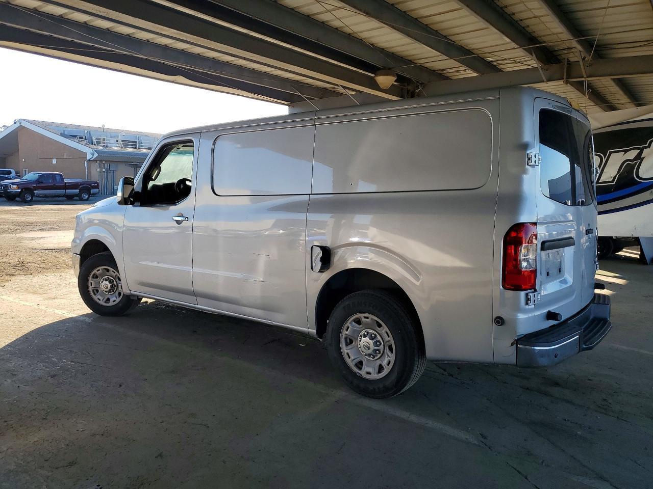 2011 Niss NV 1500 S
