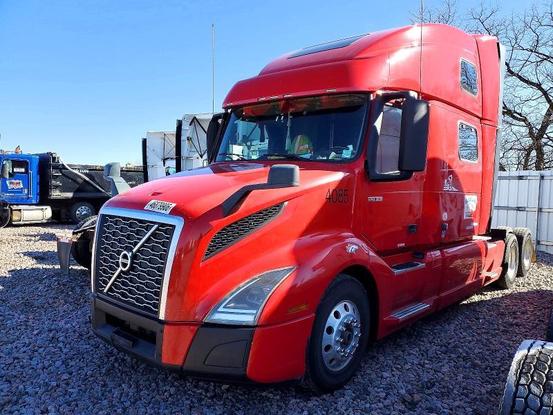2019 Volv O VNL Semi Truck