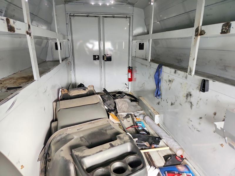 2021 Chev Express G3500