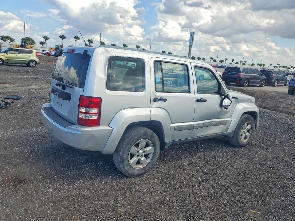 2011 Jeep Liberty Sport