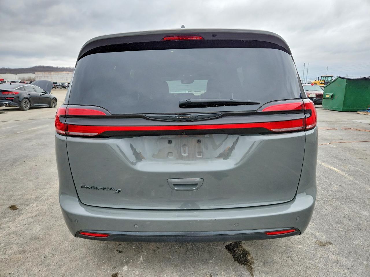 2021 Chrysler Pacifica Touring l