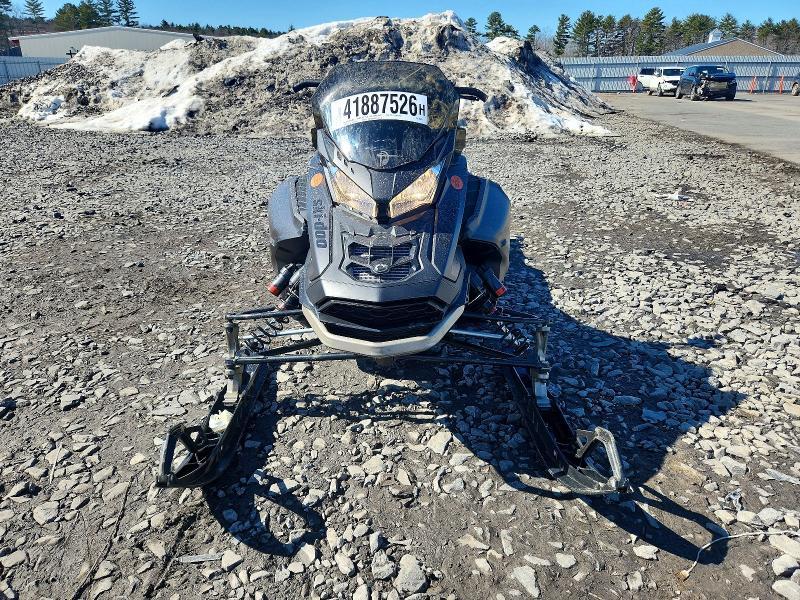 2022 Skidoo Mach Z
