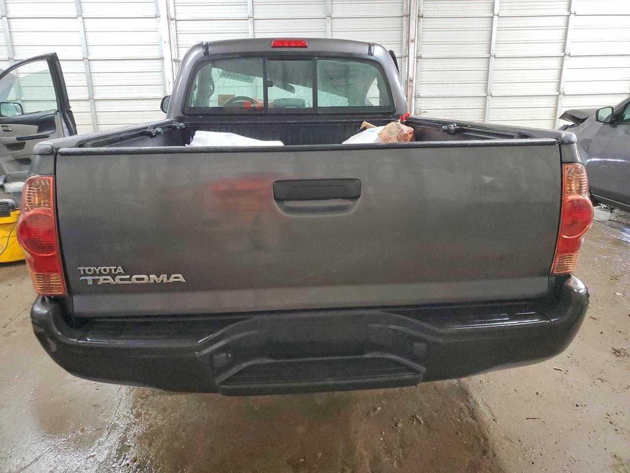 2013 Toyota Tacoma Base