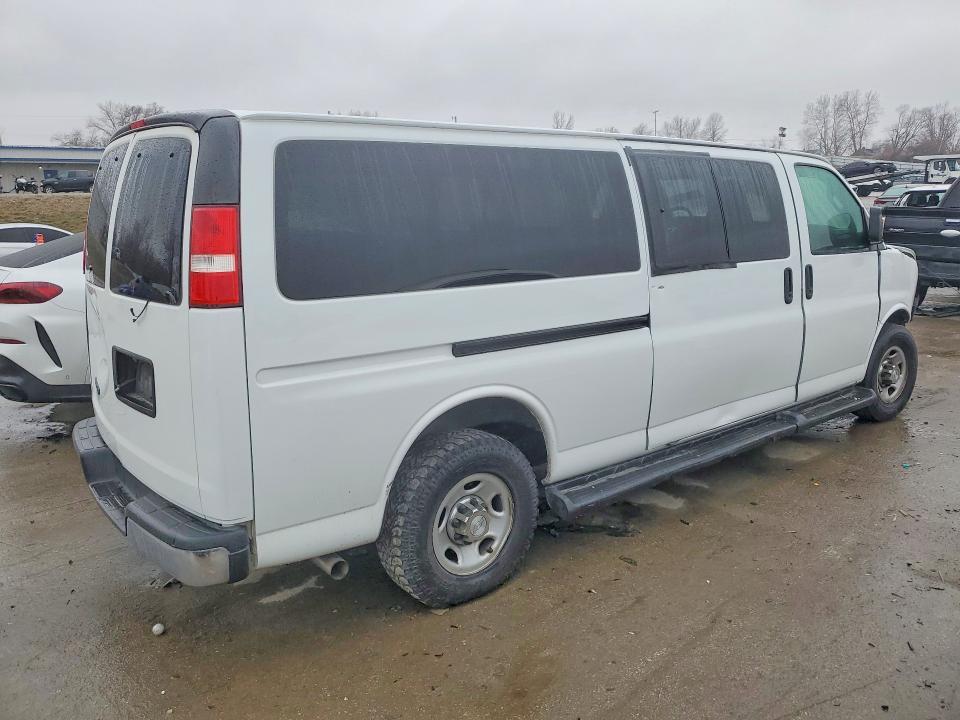 2019 Chevrolet 2019 Chev Express G3500 LT