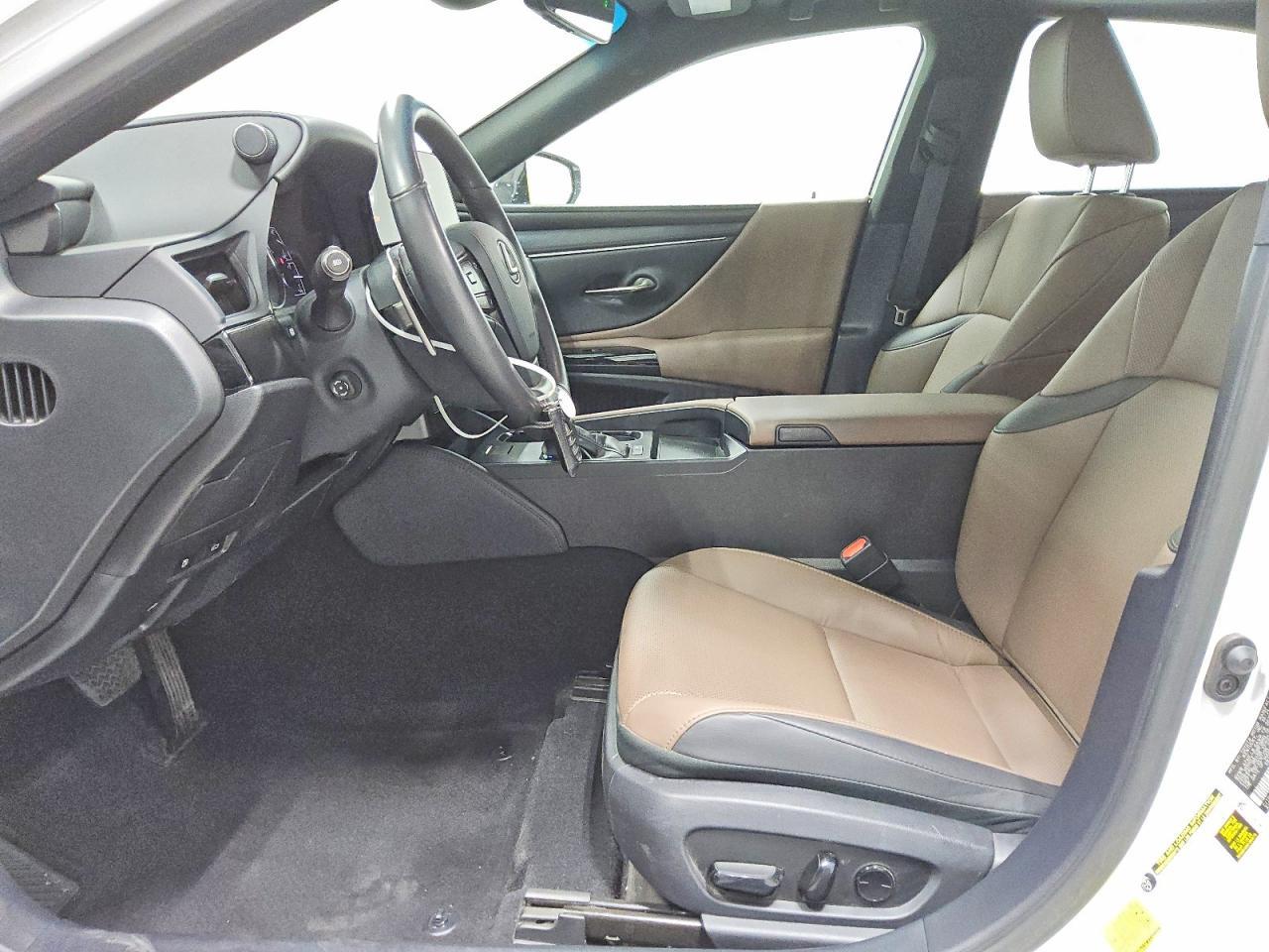 2024 Lexus Es 300h Base