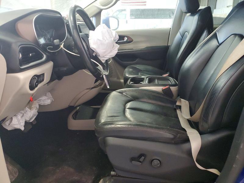 2019 Chrysler Pacifica Touring l