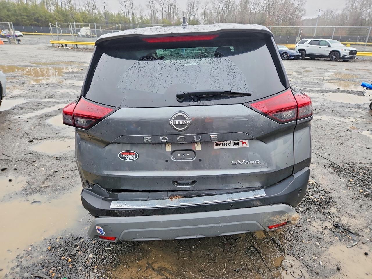 2022 Nissan Rogue sv