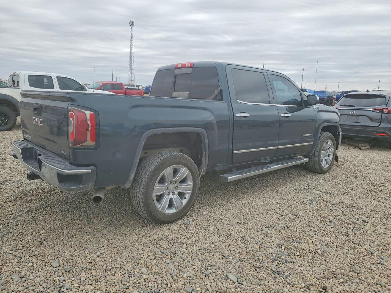 2018 GMC Sierra K1500 SLT