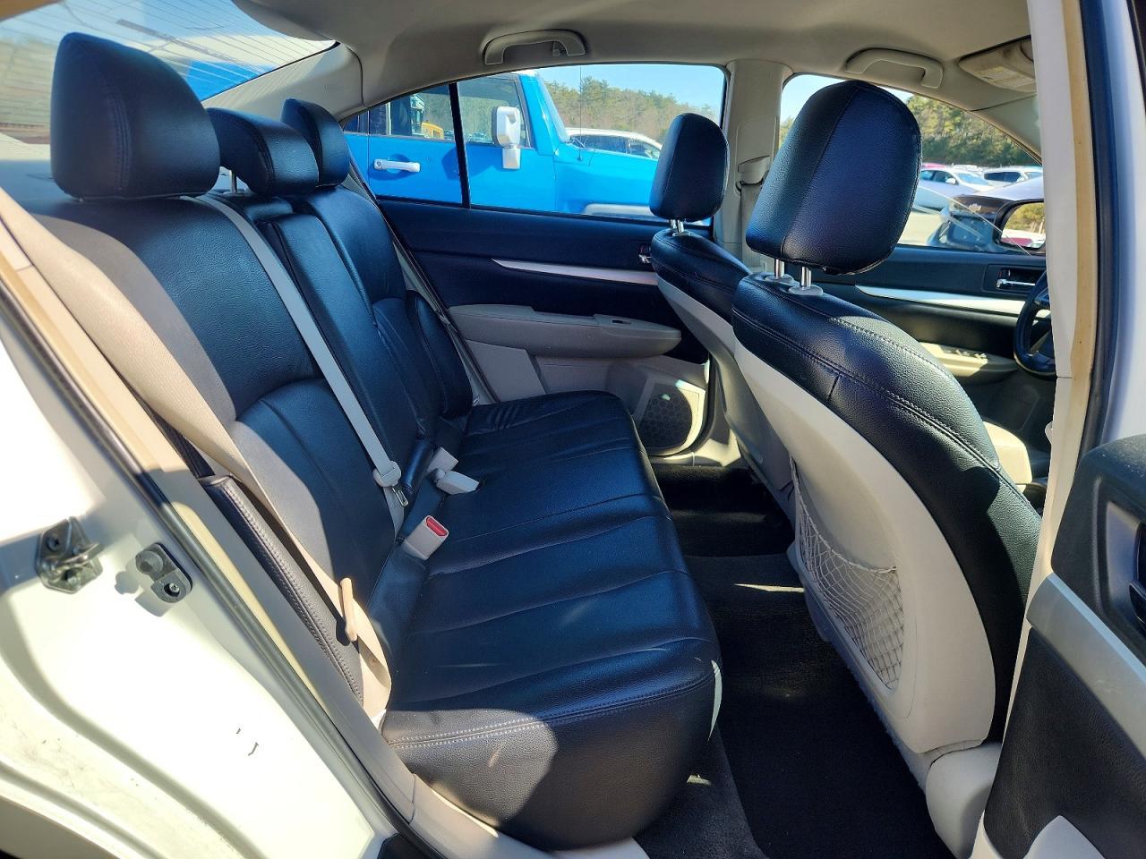 2012 Subaru Legacy 2.5i Premium