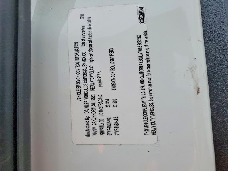 2020 Freightliner Cascadia 126