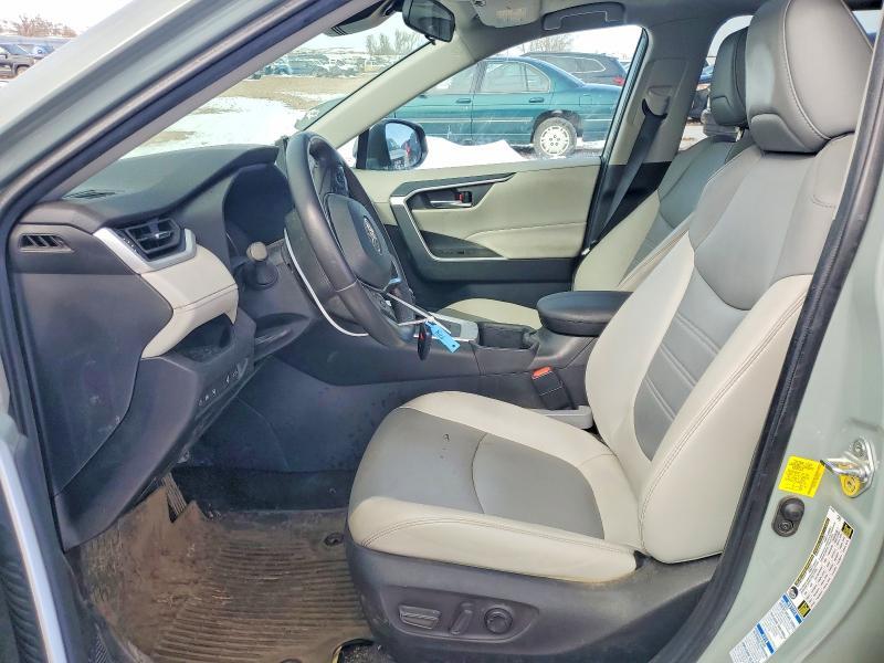 2022 Toyota Rav4 xle Premium