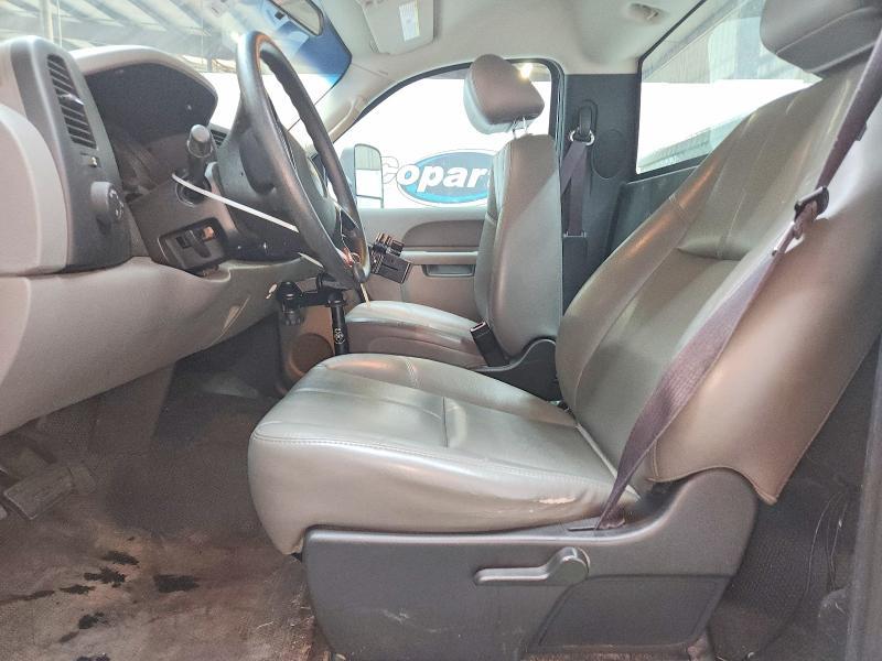 2013 Chev 1500 4X2 / Pickup