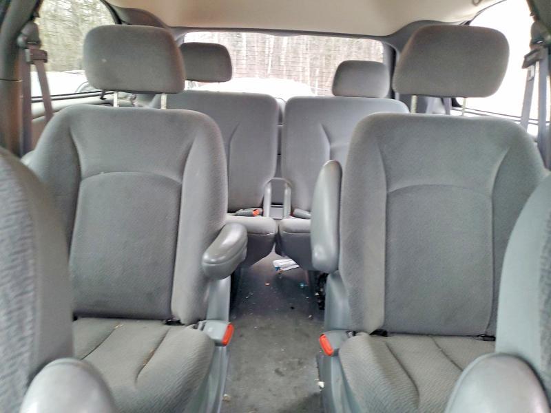 2005 Dodge Grand Caravan se