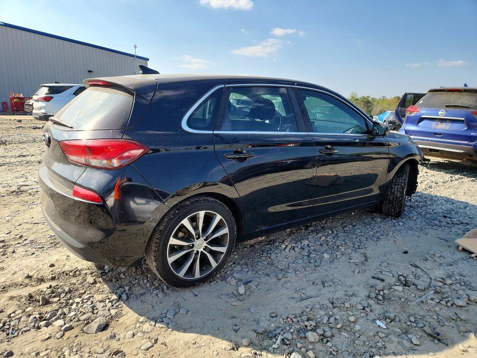 2018 Hyundai Elantra gt Base