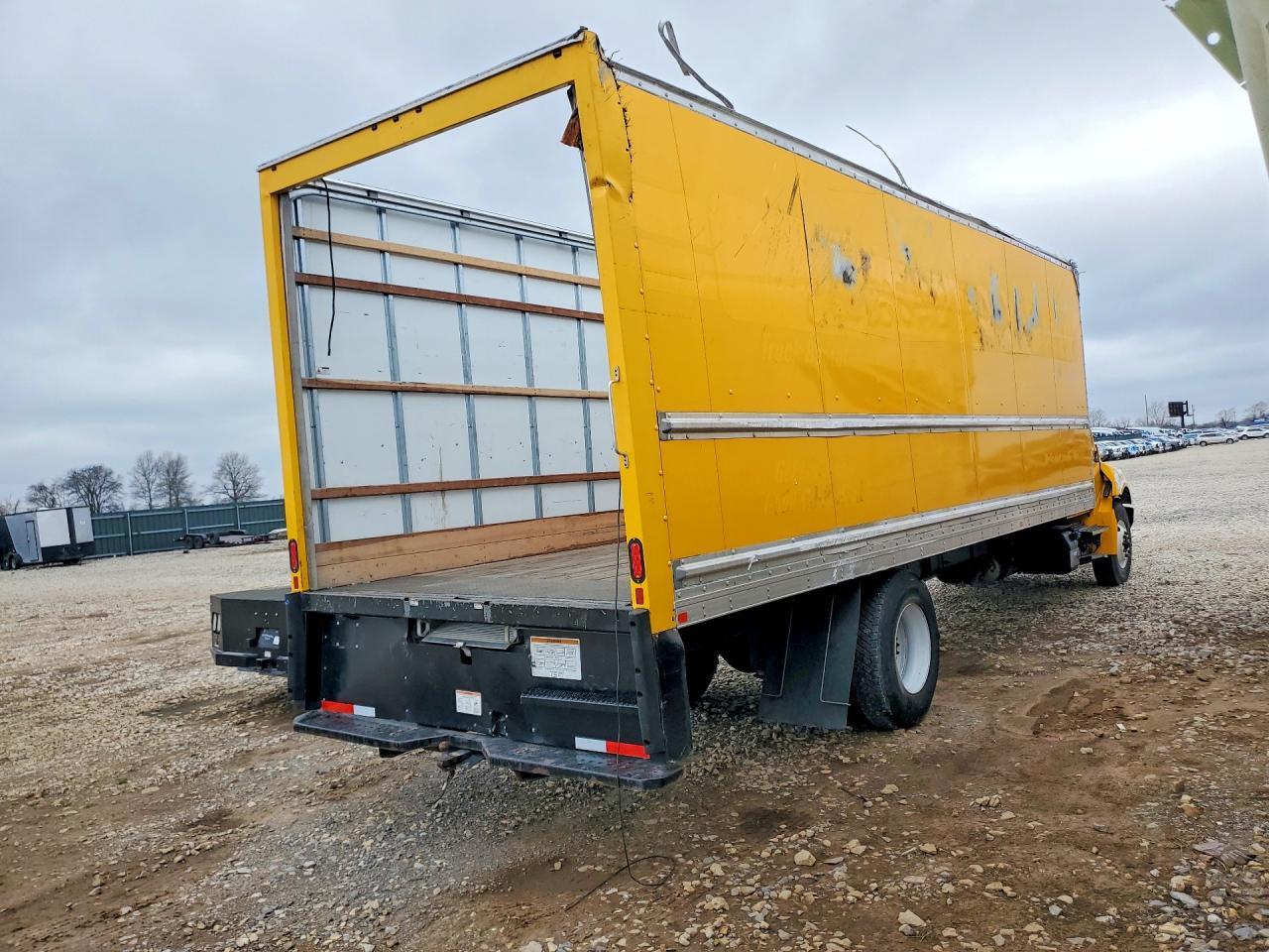 2023 International MV607 BOX Truck