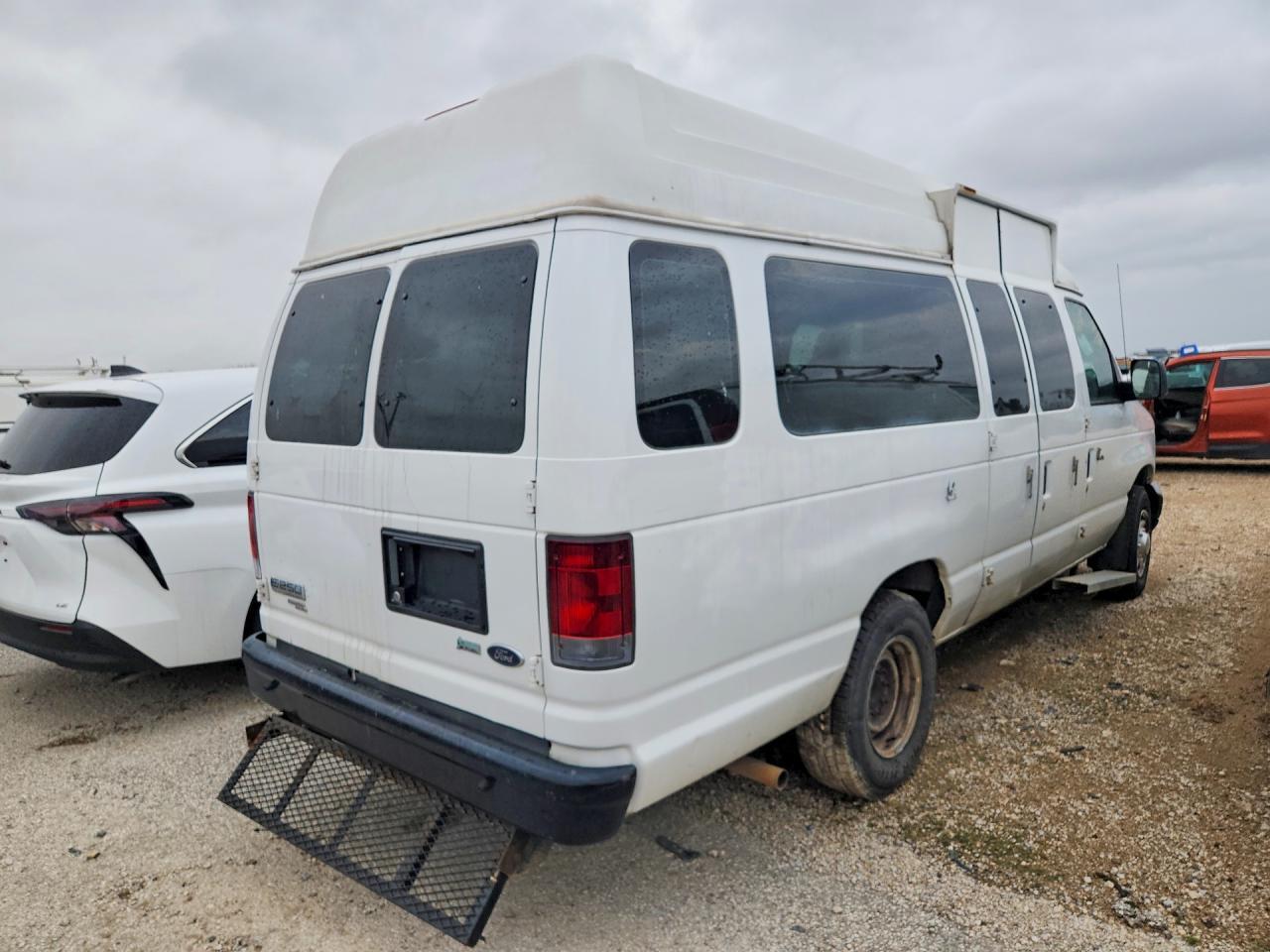2012 Ford E250 Utility / Service Van